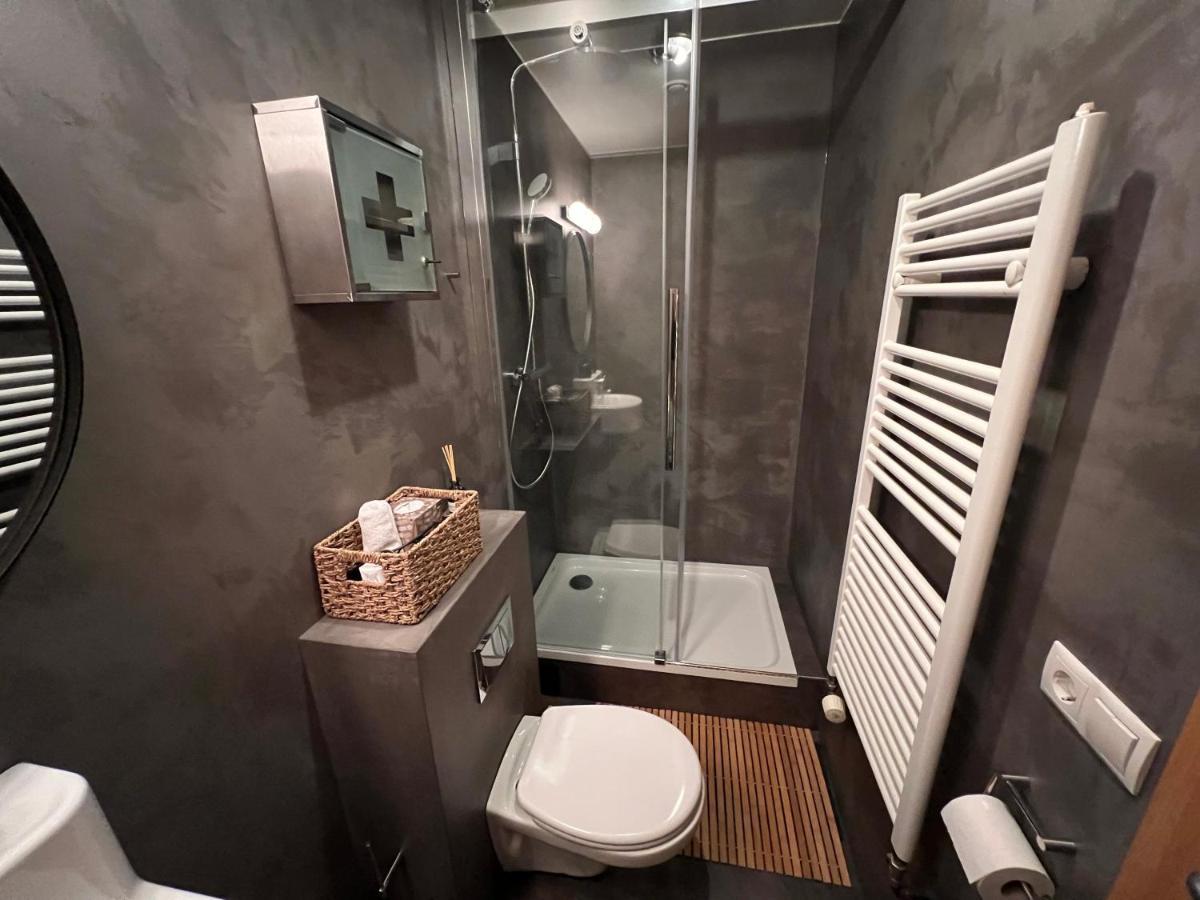 Torg Guest House Акурейри Экстерьер фото