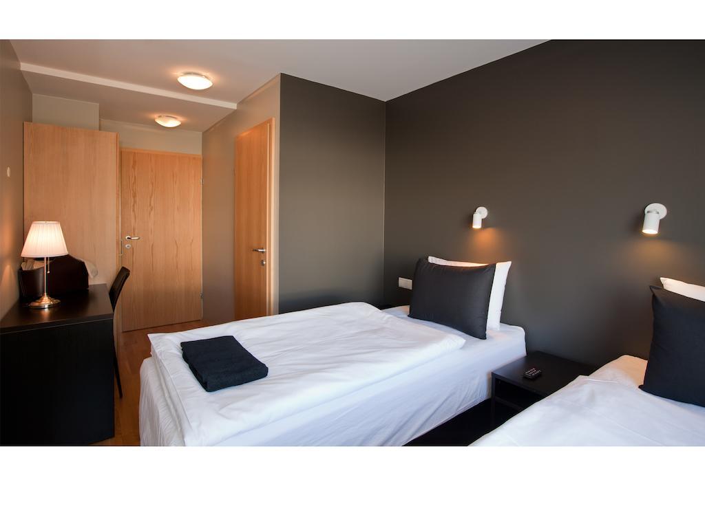 Torg Guest House Акурейри Номер фото